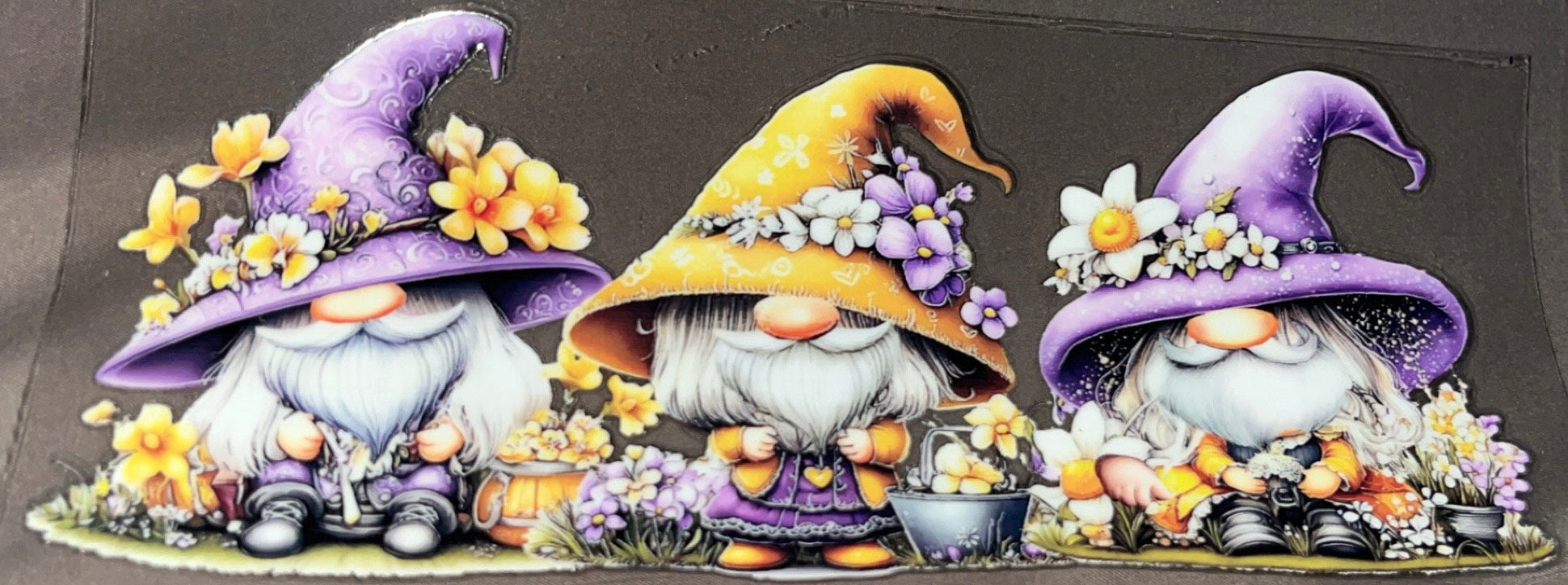 Yellow Gnome  and purple gnome